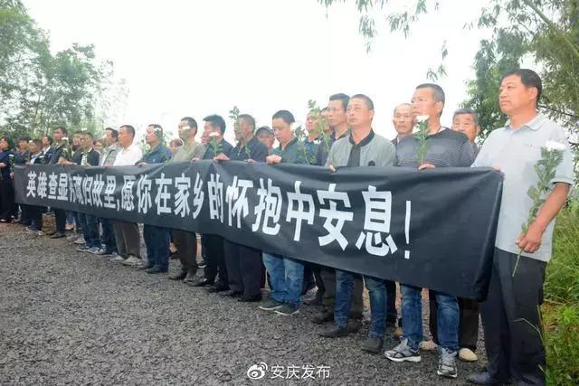 陆航飞行员待遇，职业荣光与待遇并重