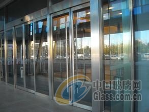 玻璃门价格与效果，深度解析及图片展示