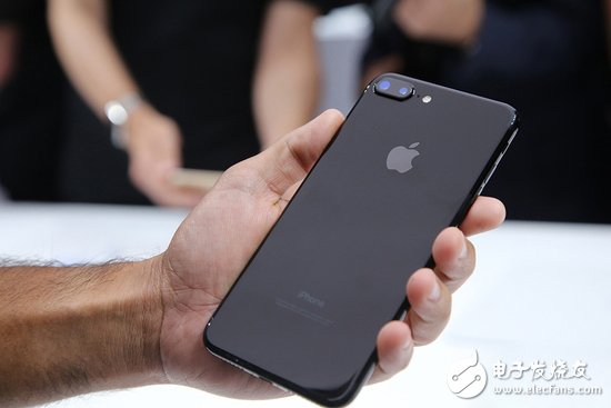 iPhone 7 Plus的流畅体验，重新定义速度与效率
