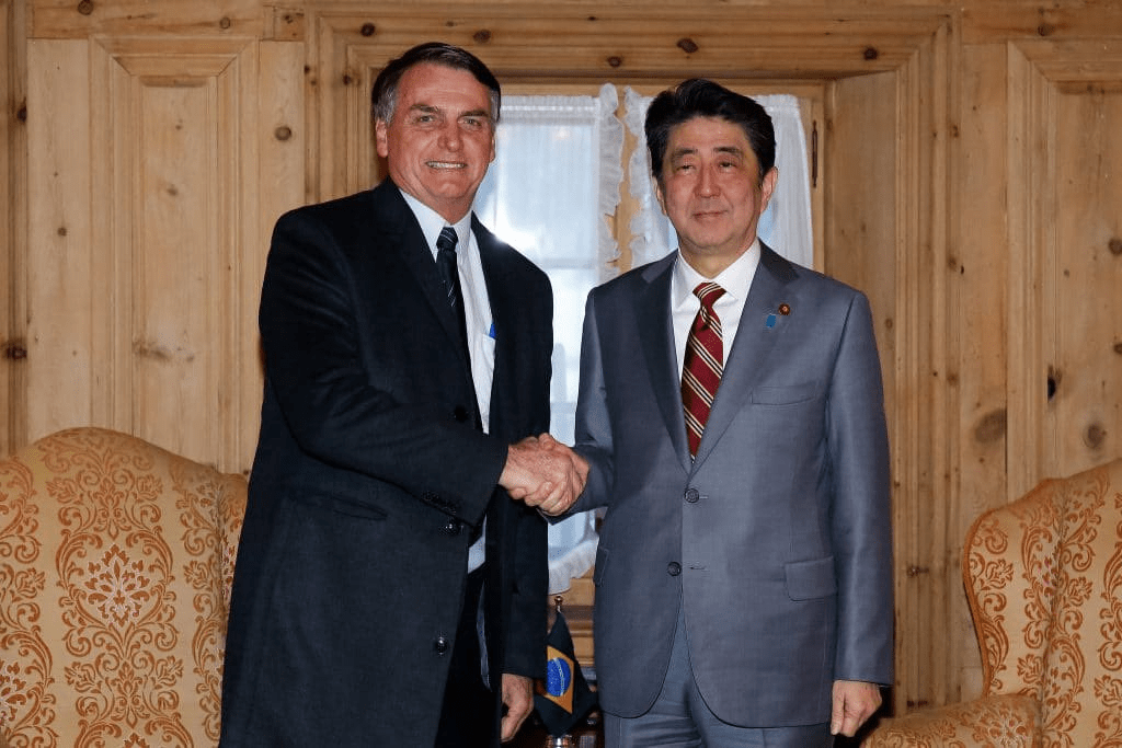安倍访巴西待遇，国际舞台上的交流与尊重