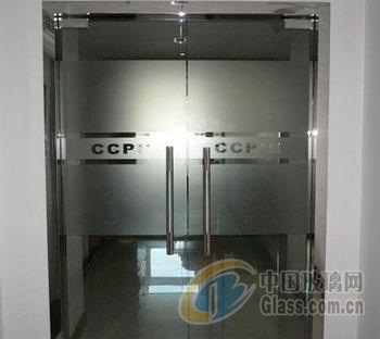 玻璃门地锁安装示意图及其详细步骤