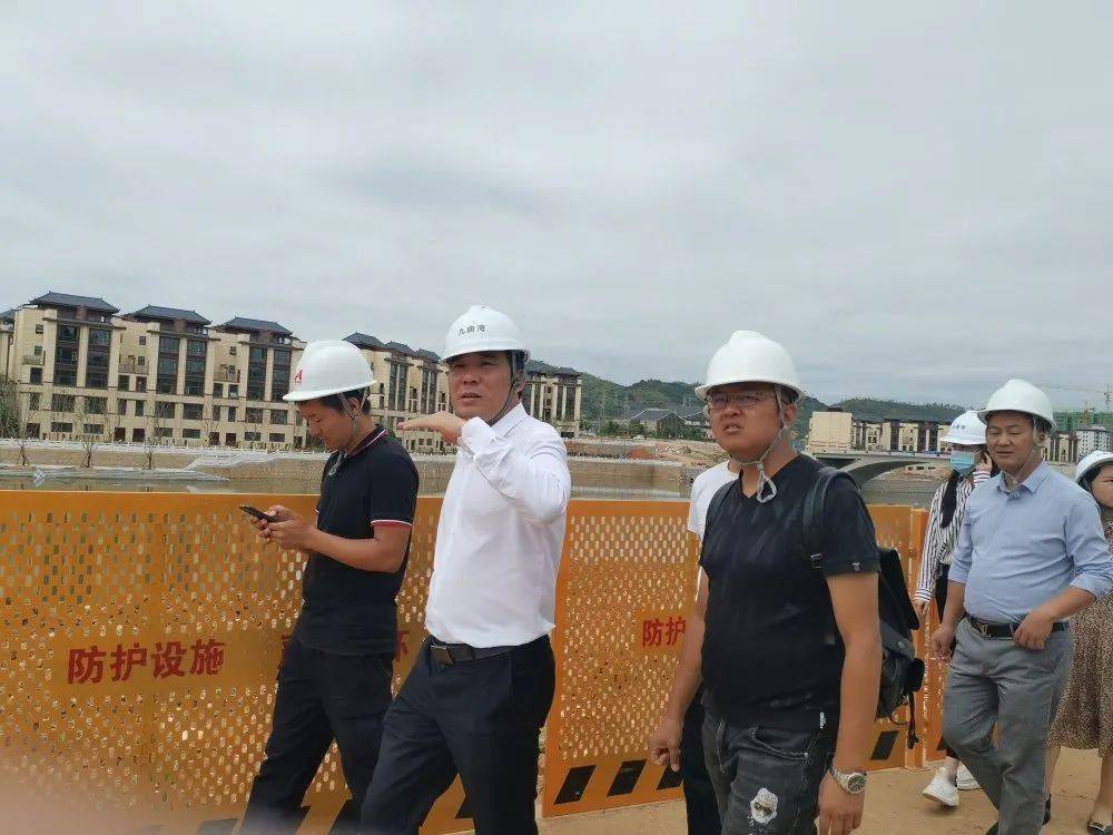贵州安龙县，探寻木纹之美