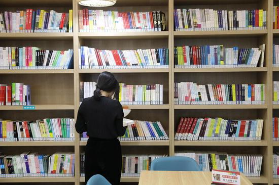 同一本书可以续借多少天，探究图书馆借阅制度的人性化与效率化平衡