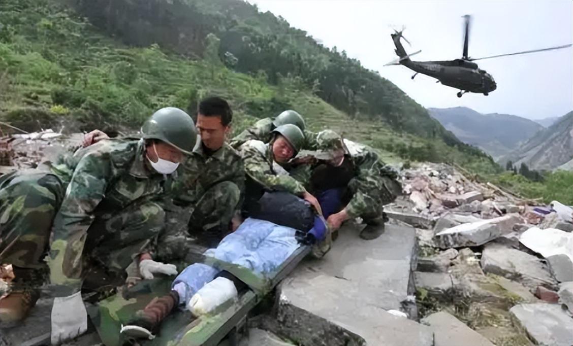 汶川地震，伞兵的无畏牺牲与民族精神的光辉闪耀