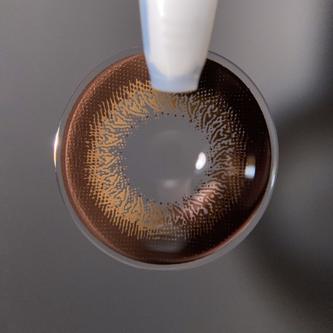 如何辨别秀儿美瞳真假
