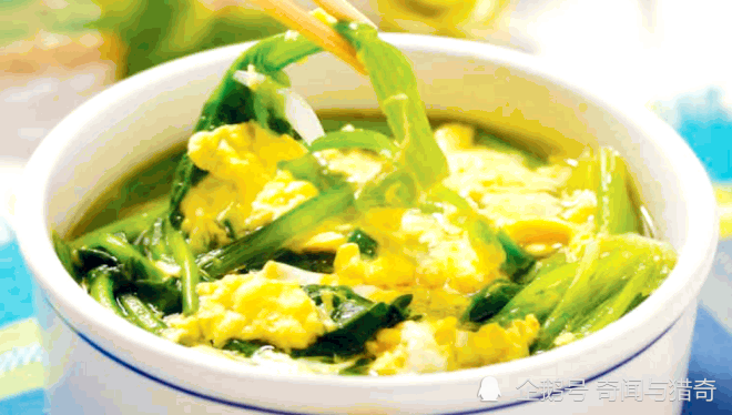 菠菜木耳蛋花汤，一道美味佳肴的图片与故事
