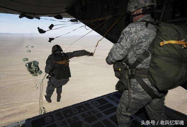 在战争中攻击伞兵，战略与战术的考量