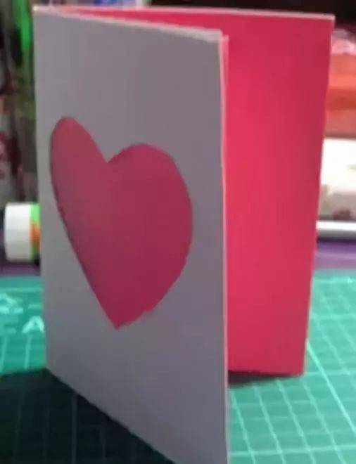 小班美术剪纸，创意与乐趣的结合
